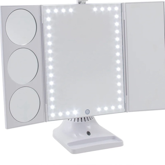 Bluetooth LED Makeup Mirror - Reduced!!! - Picture 3 of 6